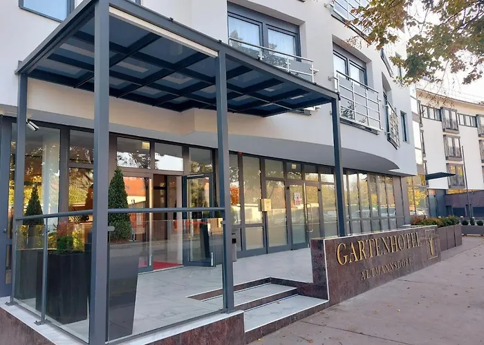 Gartenhotel Altmannsdorf Otel 4*