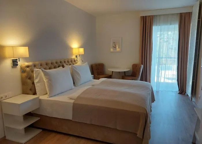 Gartenhotel Altmannsdorf Otel