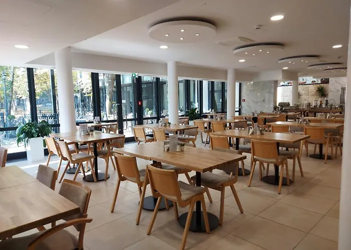 Gartenhotel Altmannsdorf 4*