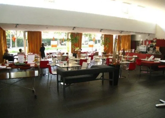 Otel Gartenhotel Altmannsdorf