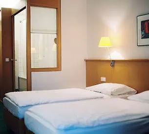 Gartenhotel Altmannsdorf Otel