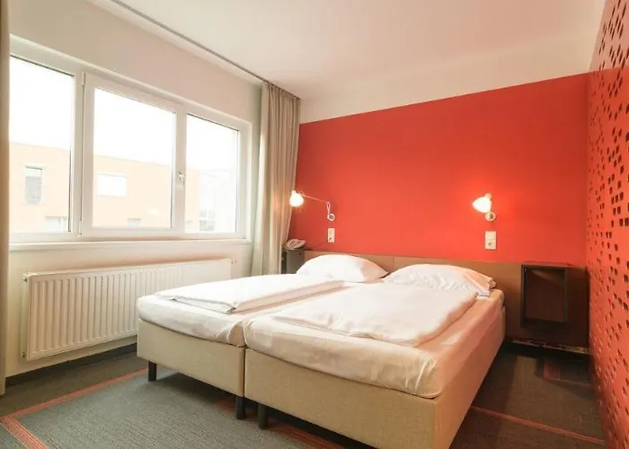 Otel Gartenhotel Altmannsdorf 4*