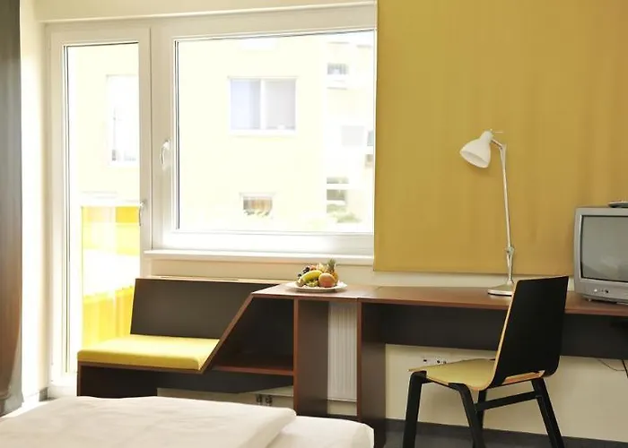 Otel Gartenhotel Altmannsdorf