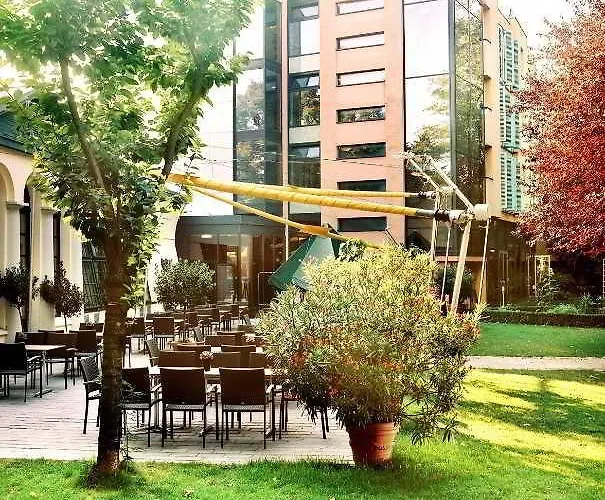 Gartenhotel Altmannsdorf 4* Viyana